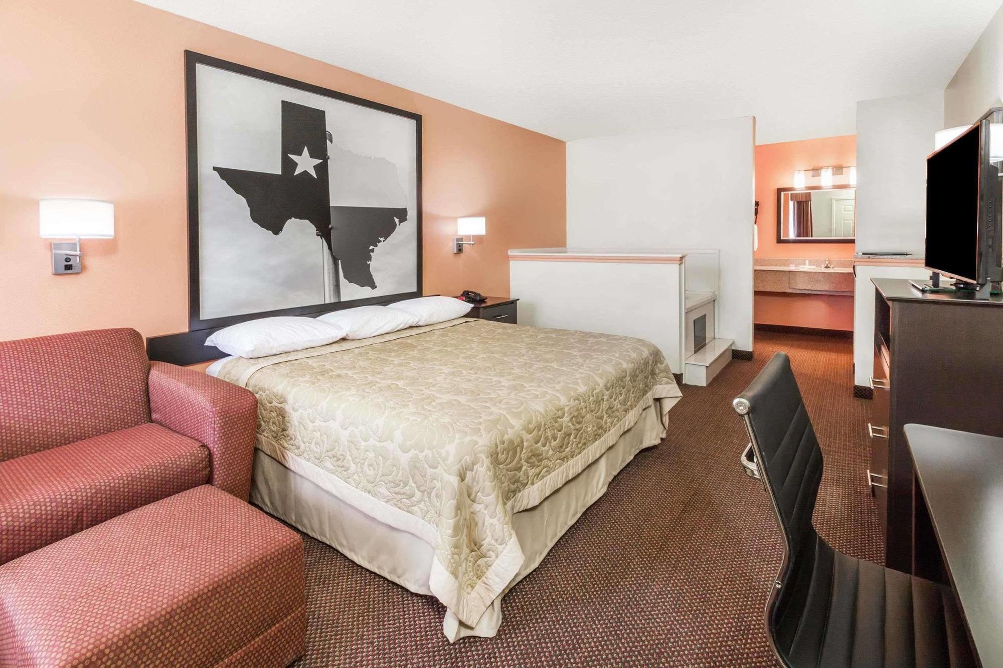 Premier Inn Palestine Bagian luar foto
